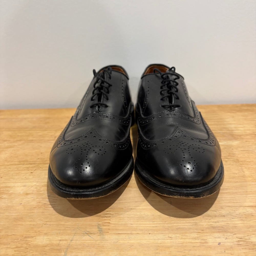 Allen Edmonds Chester Wingtip Oxford Mens Black size 11 B Leather Brogue Shoes - Picture 2 of 7